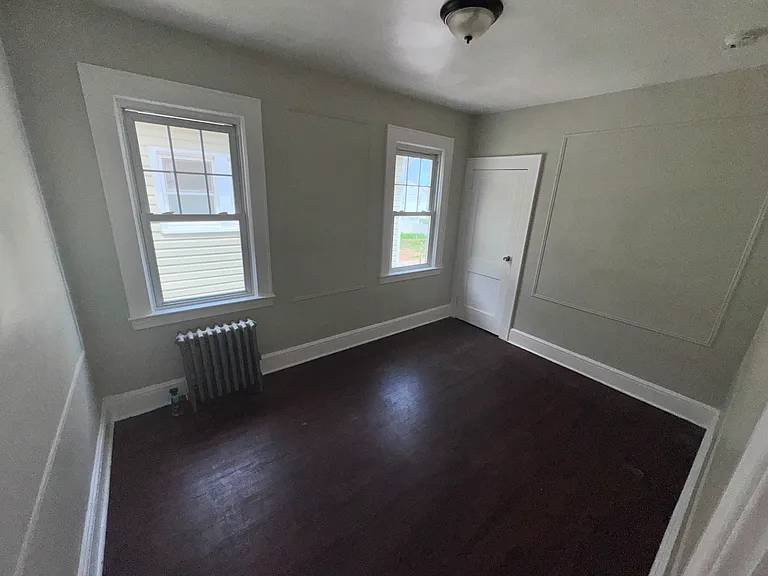 1043 Jefferson Ave #A — Photo 9
