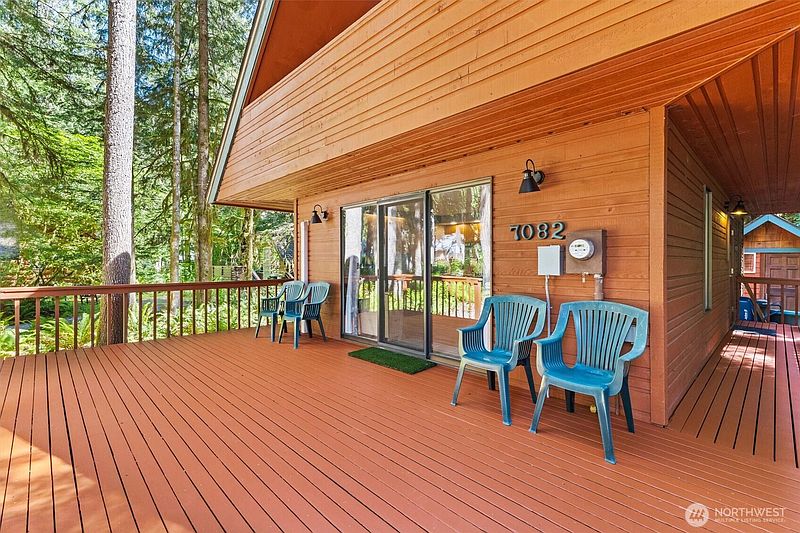 2nd image of 7082 Rainier Way