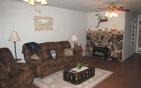 4th image of 3965 NW Live Oak Cir