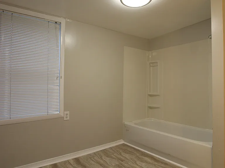 3501 Chestnut Ave — Photo 18