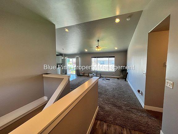 2nd image of 3195 N Oscar Ave