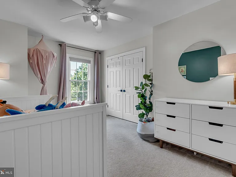 2816 Bargate Ct — Photo 38