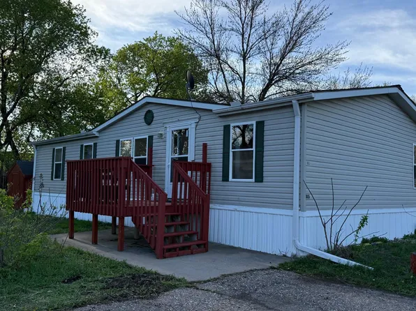 103 Hilton Ct, Mankato, MN 56001