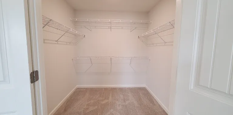 211 Ruth Way — Photo 32