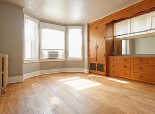 117 S 38th Ave #1, Omaha, NE 68131
