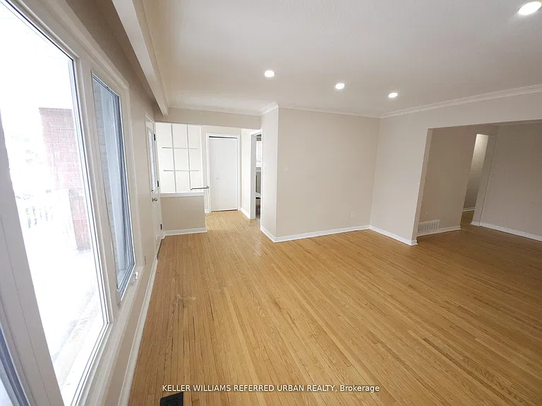 30 Picaro Dr — Photo 6