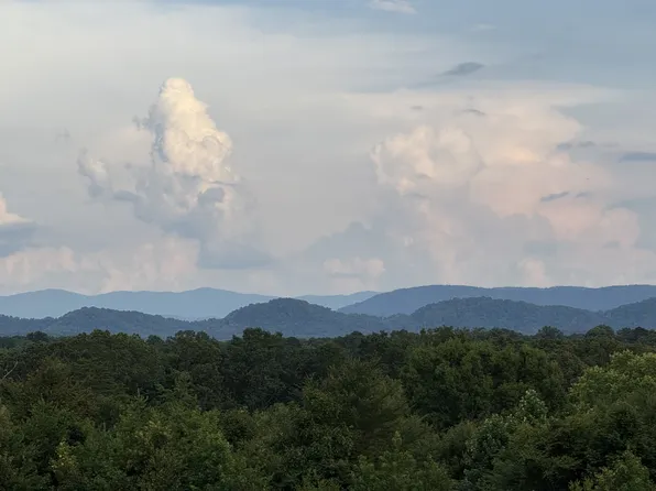 705 County Road 446, Athens, TN 37303