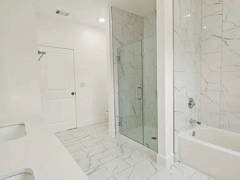 1626 Riverside Dr — Photo 20