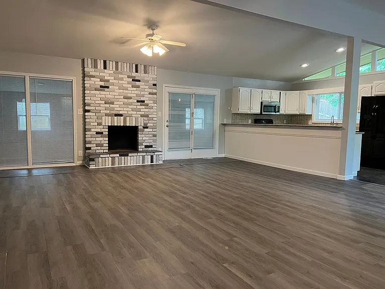 46 Arrowhead Beach Rd — Photo 6