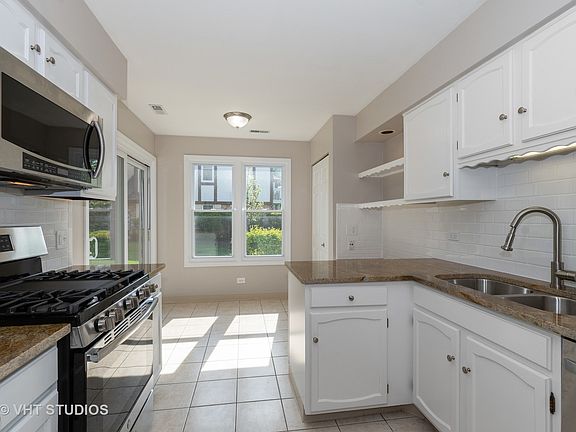 5th image of 223 Coventry Cir #0
