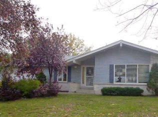 6223 W Plaza Cir, Brown Deer, WI 53223