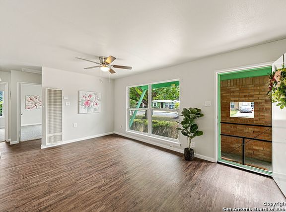 4th image of 539 E Bonner Ave