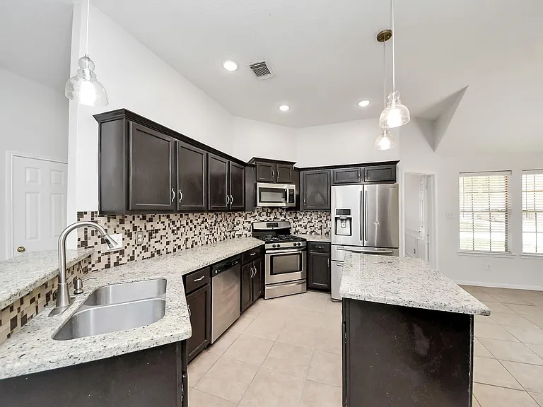 22722 Birch Point Dr — Photo 17