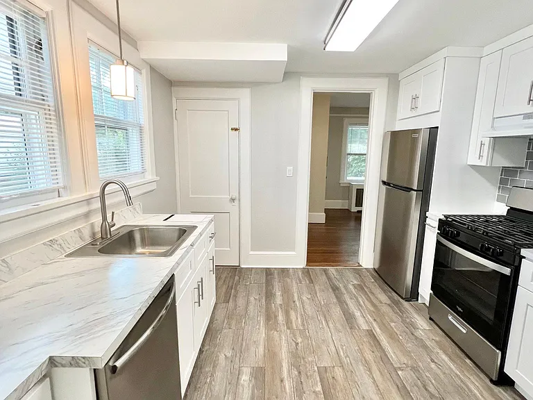 40 Dekalb Ave #2 — Photo 6