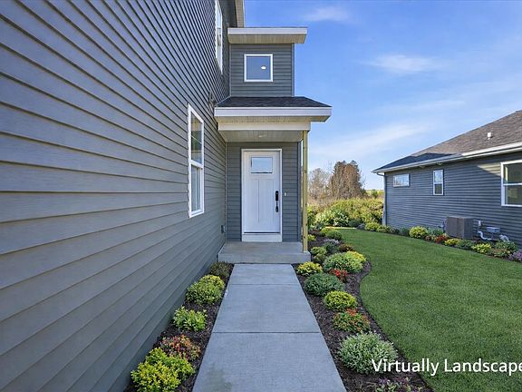 2nd image of 992 Bell Cir