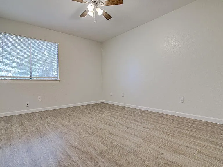 5301 Indio Cir #A — Photo 16