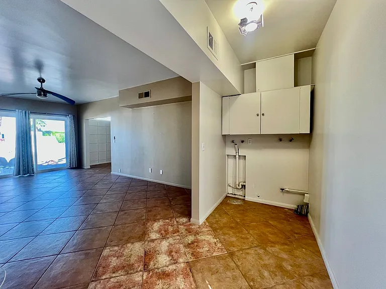 3663 E Paseo Barbara — Photo 25