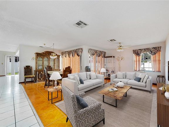 2nd image of 642 Floridian Dr