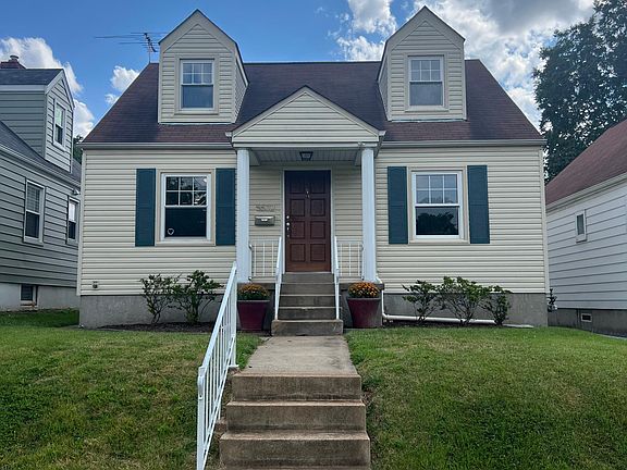 2nd image of 5532 Daggett Ave