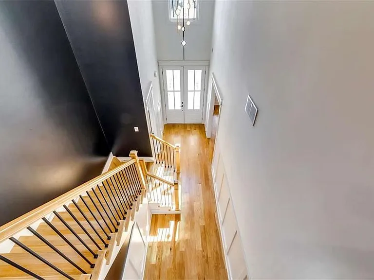 155 Dean Dr — Photo 33