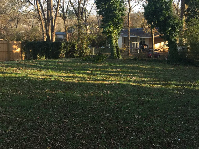 2407 Medaris Rd NW — Photo 32