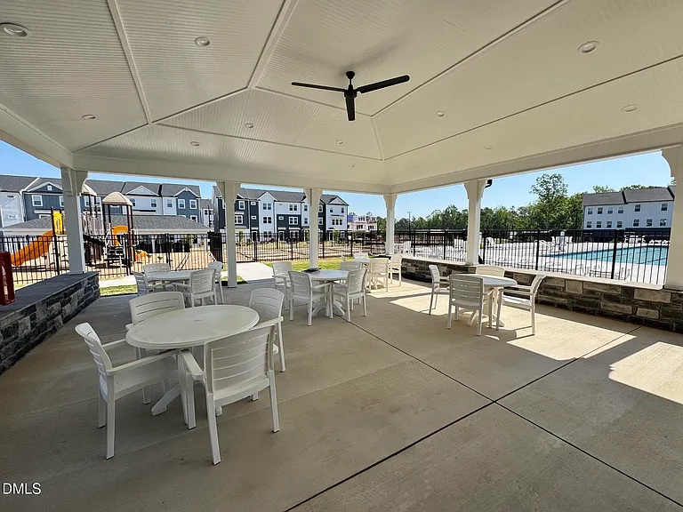 3010 Evertonian Pl — Photo 24