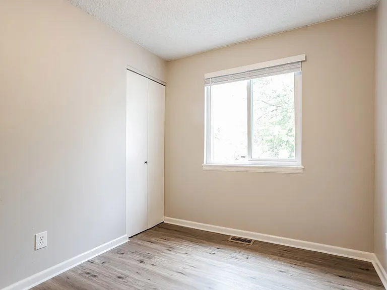 15747 E Center Pl — Photo 16