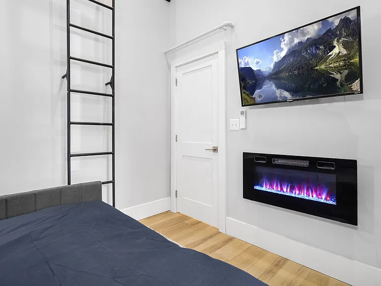504 Stewart Ave — Photo 305