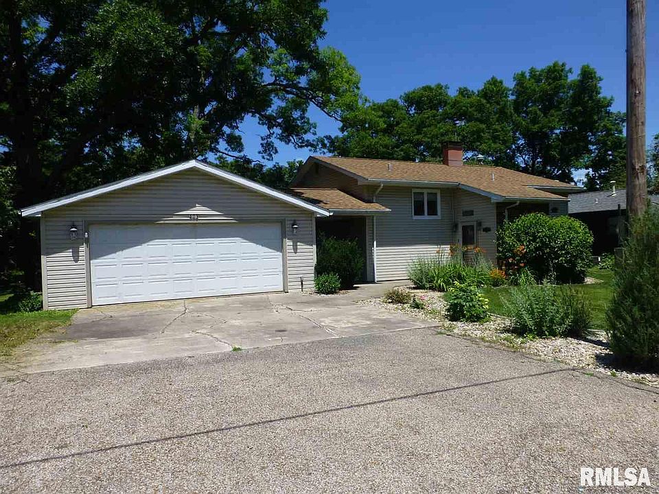 1st image of 403 Hemlock Dr