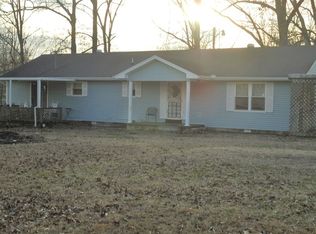 70 Maybun Dr, Springville, TN 38256