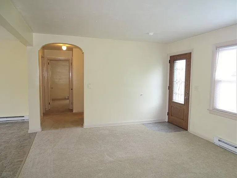 8 S Farmersville Rd — Photo 3