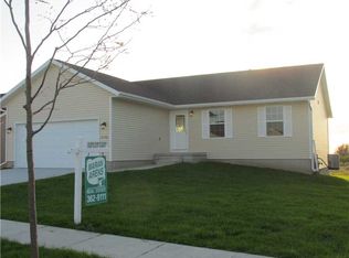 6706 Ohio St SW, Cedar Rapids, IA 52404