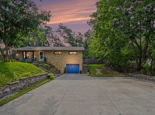 3895 Burlingame Ave SW, Wyoming, MI 49509