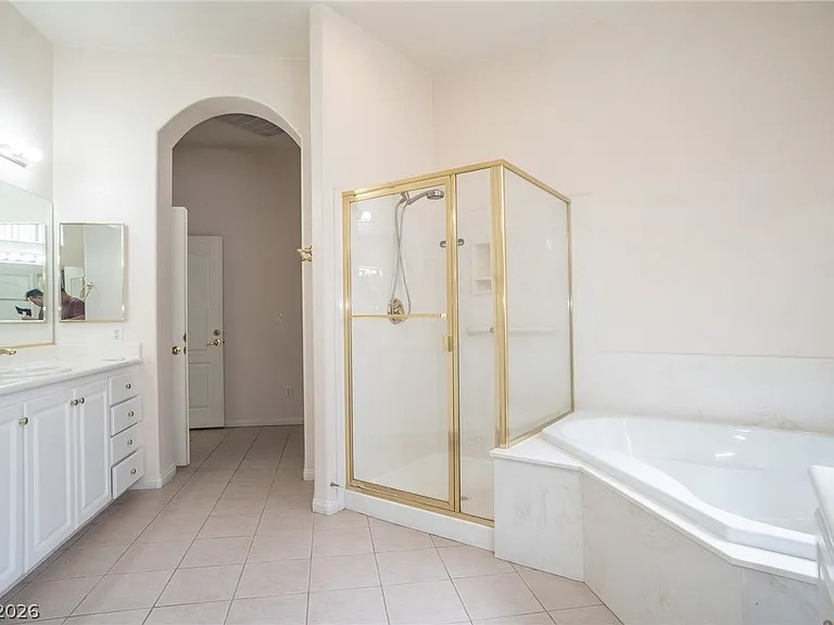7861 Darby Ave — Photo 89