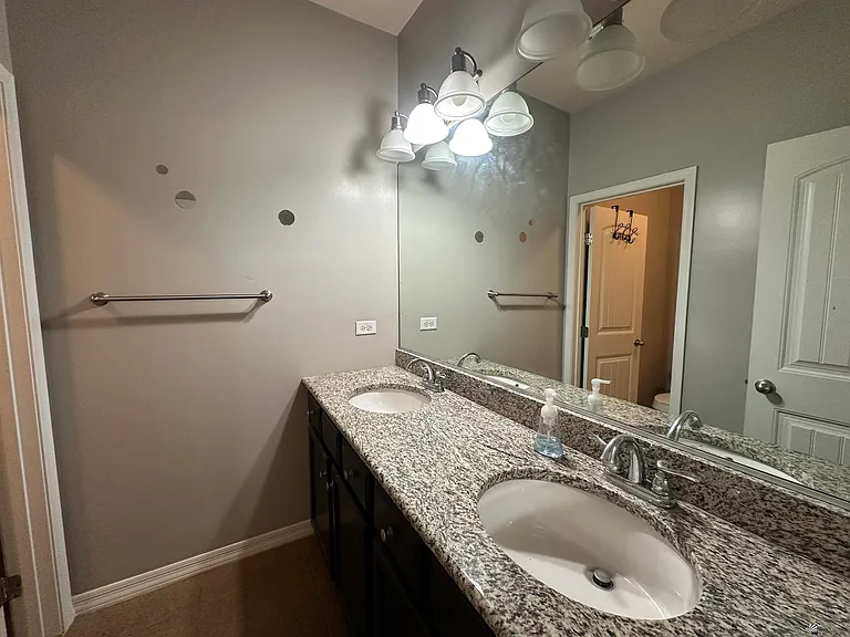 6569 E 34th Ln — Photo 25