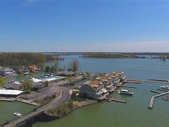 3rd image of 2864 N Noreaster Cove Dr #8