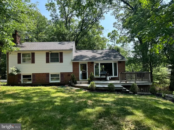 643 Crestwood Rd, Wayne, PA 19087