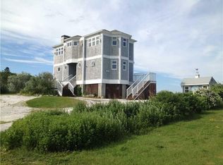 17 Oliver Ln, Little Compton, RI 02837