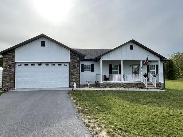 106 Maca Ridge Cir, Chestnut Mound, TN 38552