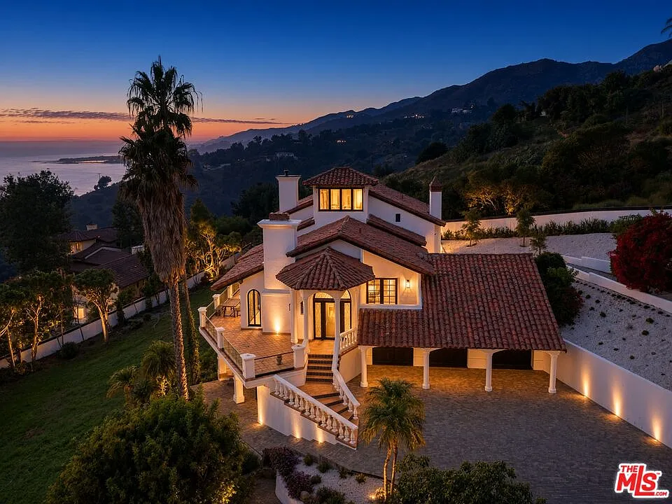 5 bed, 6.0 bath, 6013 sqft, $46,000 — Photo 4
