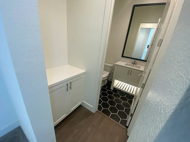 2055 Starling Ln #2055 — Photo 8