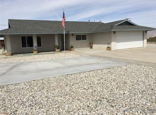 10088 Estrada Rd, Lucerne Valley, CA 92356