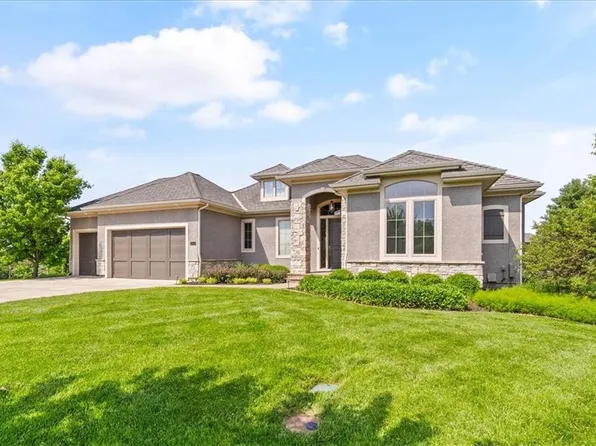 16456 Cody St, Overland Park, KS 66062