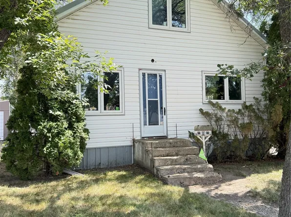 316 4th Street, Weyburn, SK S4H 0Y6