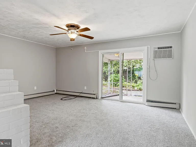 65 Orchard Ln — Photo 19