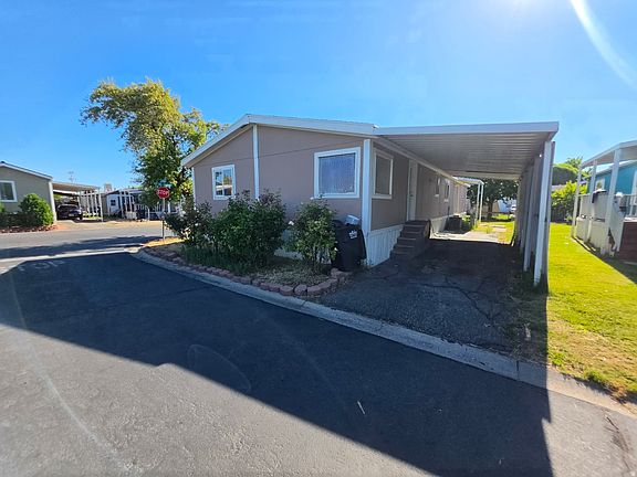 3rd image of 2753 S 2620 W #136
