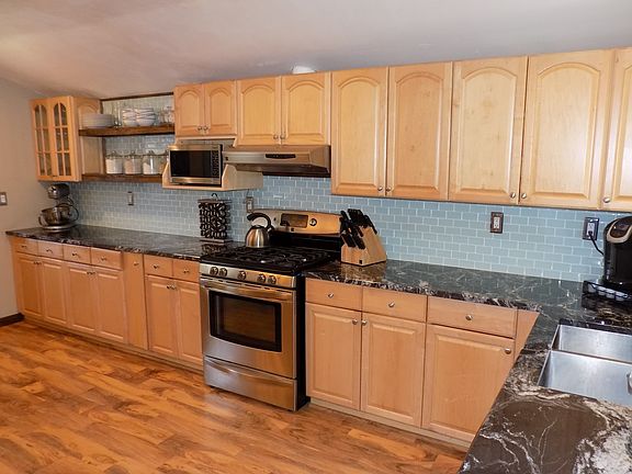 2nd image of 353 Wilshire Ln