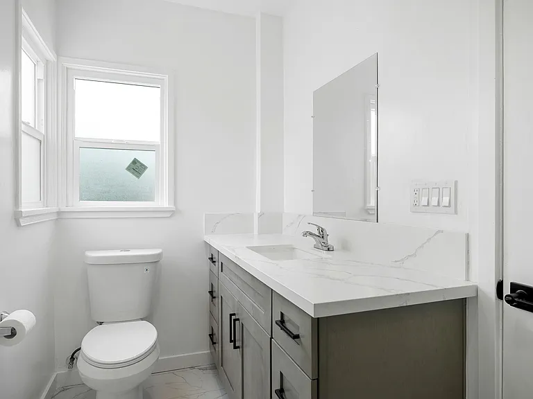 314 W Cedar Ave — Photo 26