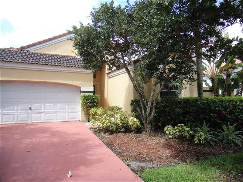 1st image of 1301 Harbour Side Dr