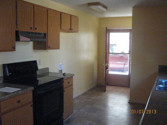 5th image of 667 Tanglewood Dr